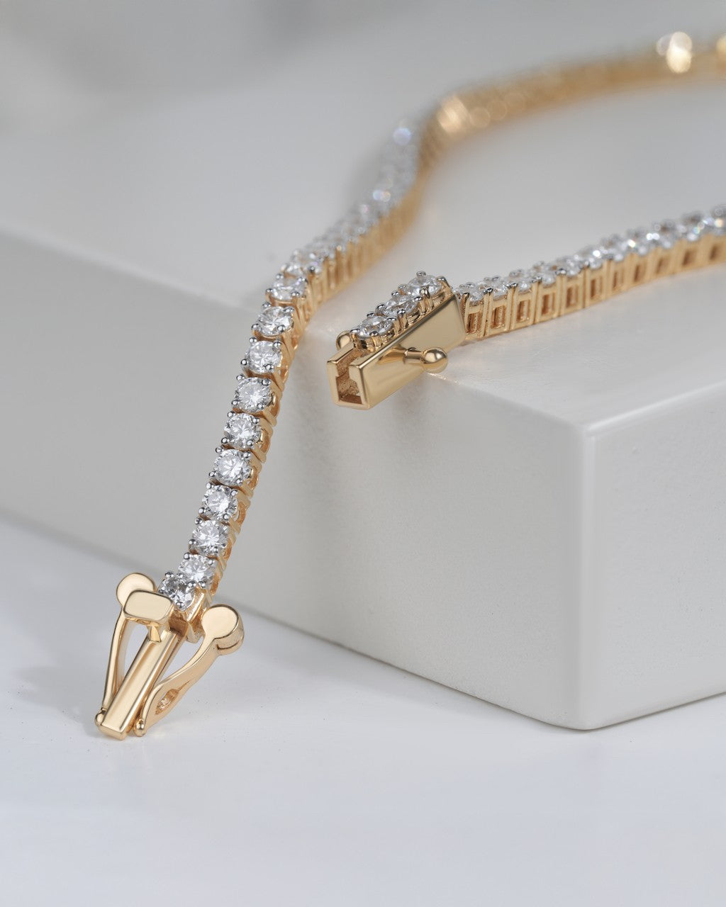 2.00 Carat TW Laboratory-Grown Diamond Tennis Bracelet in 9K Yellow Gold