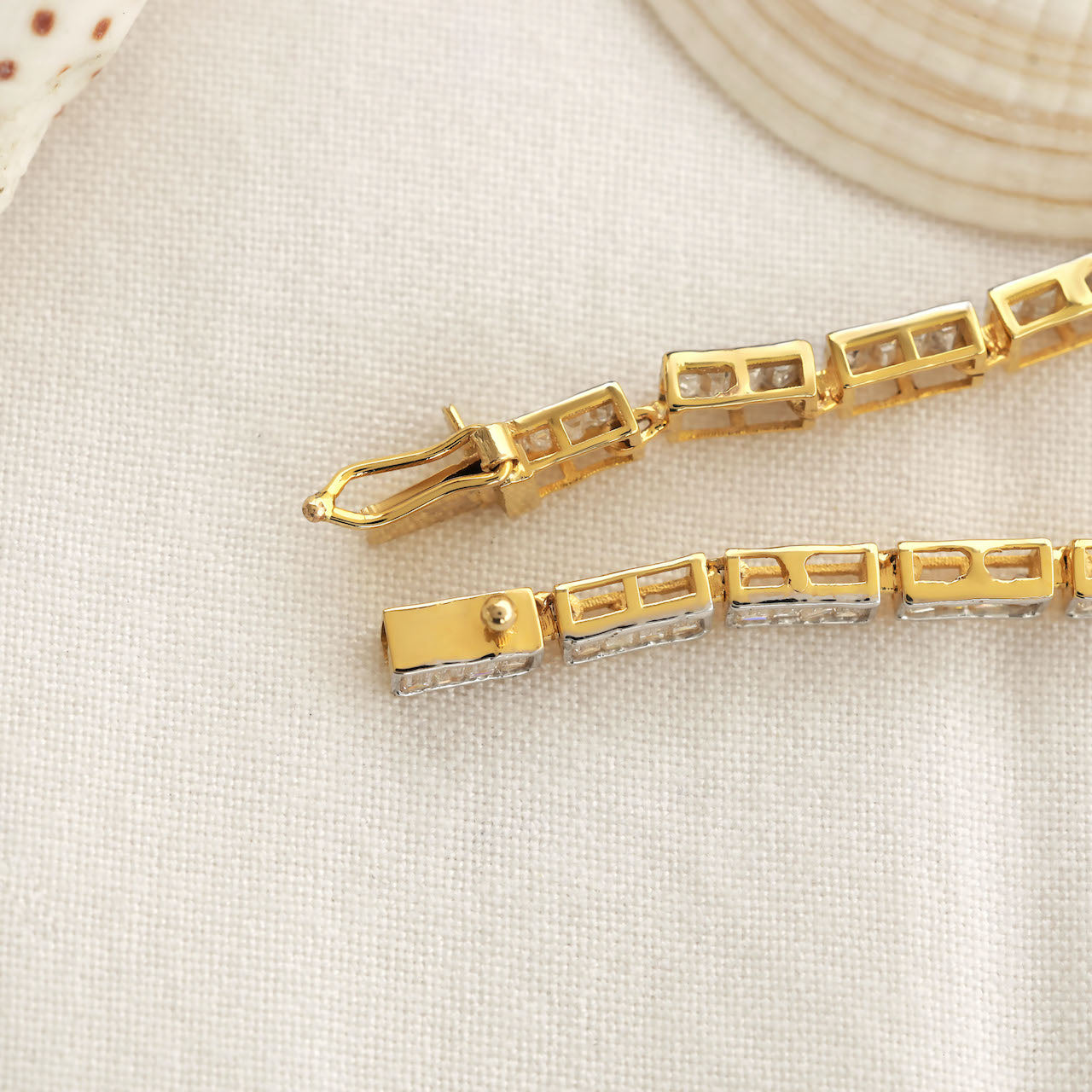 4.65ct Baguette-Cut Lab-Grown Diamond Tennis Bracelet in Yellow Gold