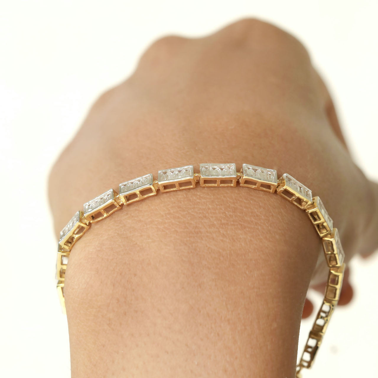 4.65ct Baguette-Cut Lab-Grown Diamond Tennis Bracelet in Yellow Gold